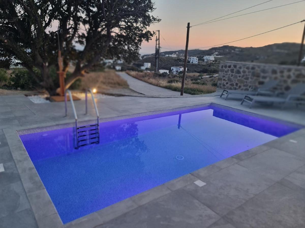 Santa Marina Syros Villa Liaropá Екстериор снимка
